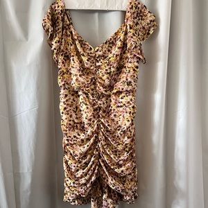Astr The Label Ruched Floral Mini Dress